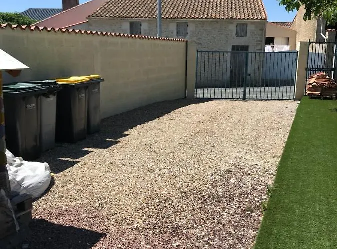 L Abricotier * Saint-Crepin (Charente-Maritime)